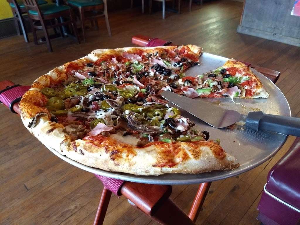 Aris pizza | 107 N Main St, China Grove, NC 28023, USA | Phone: (704) 431-2192