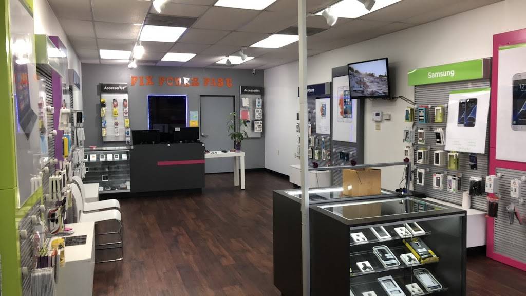 Fix Fonez Fast Carrollton | 1933 Frankford Rd E #175, Carrollton, TX 75007, USA | Phone: (972) 939-3200