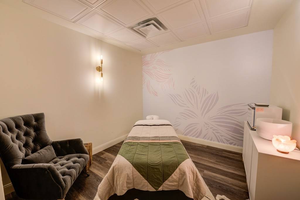 SALT Salon Spa Cafe | 3947 Excelsior Blvd, Minneapolis, MN 55416, USA | Phone: (952) 300-2153