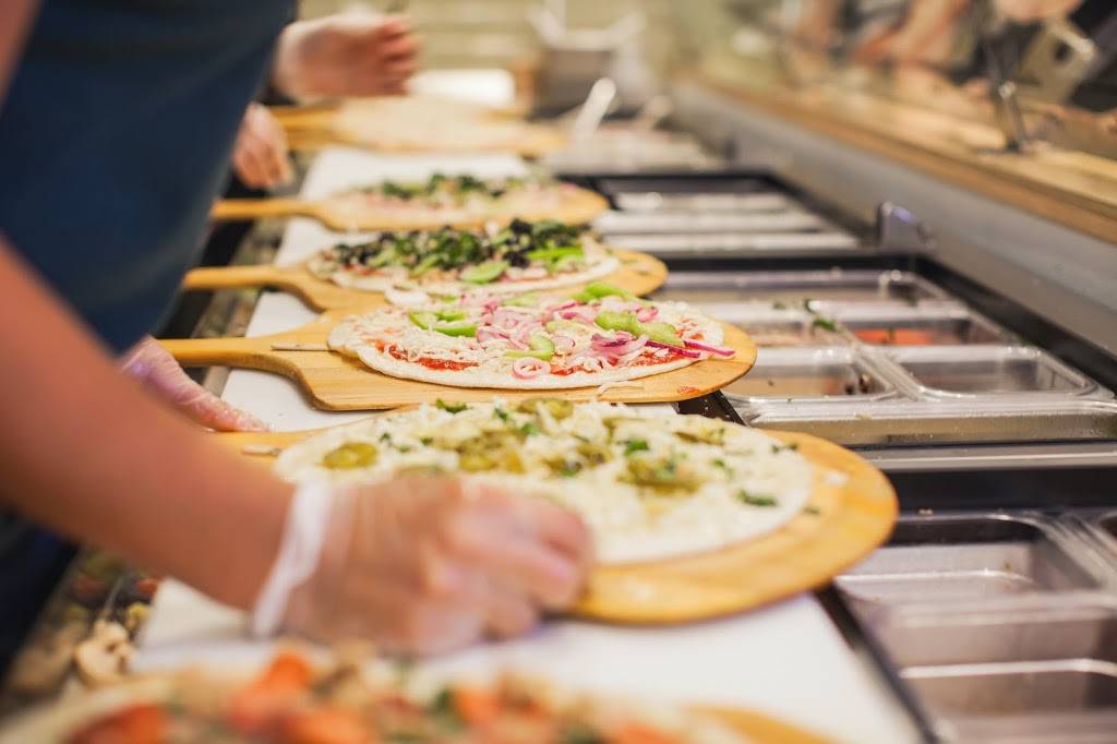 Pieology Pizzeria El Paseo, Fresno, CA | 6709 N Riverside Dr Suite 103, Fresno, CA 93722, USA | Phone: (559) 277-3379