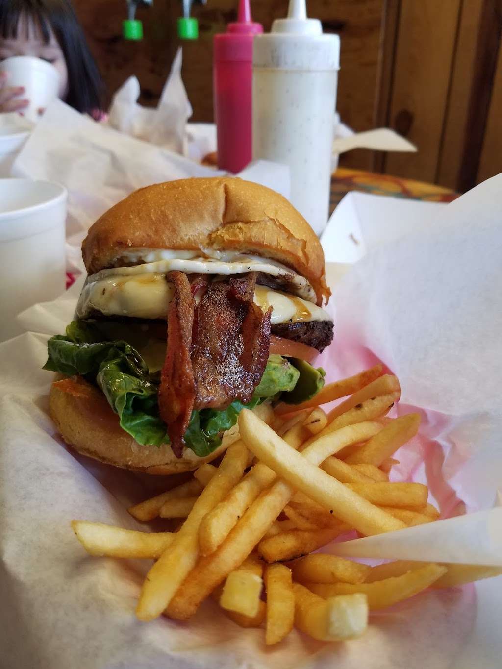 The Pocket Burger Shack | 16873 Pacific Coast Hwy, Huntington Beach, CA 92649 | Phone: (562) 592-7771