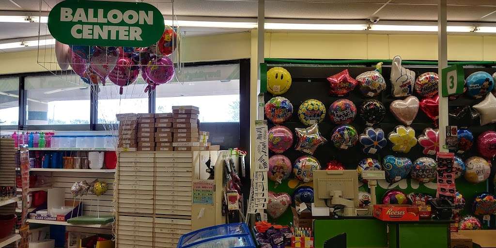 Dollar Tree | 3209 S John Young Pkwy, Kissimmee, FL 34746, USA | Phone: (407) 343-5967