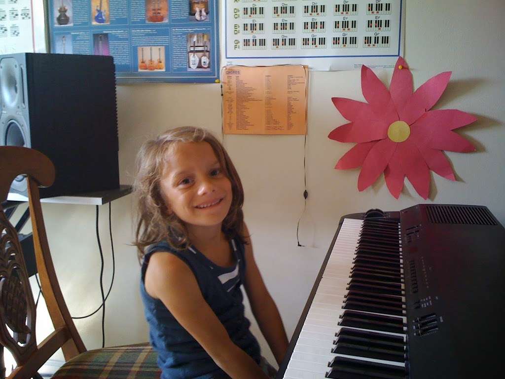 HAGERSTOWN PIANO TUNING & LESSONS | 11807 Clearview Rd, Hagerstown, MD 21742, USA | Phone: (717) 830-3664