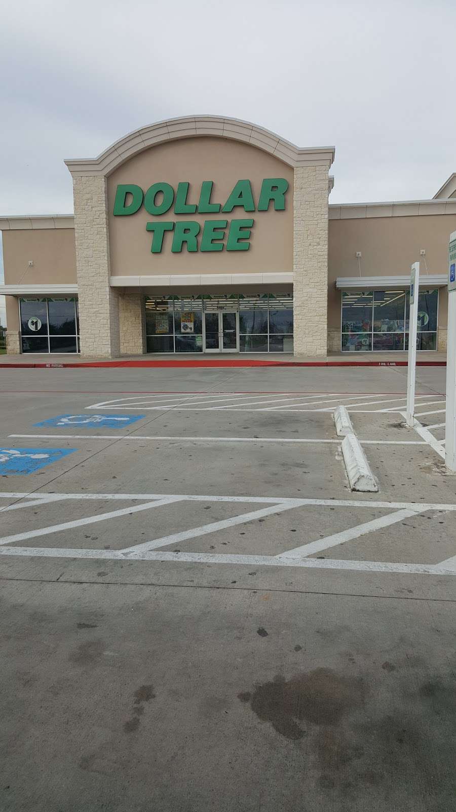 Dollar Tree | 24984 Commercial Dr, Rosenberg, TX 77471, USA | Phone: (281) 202-0355