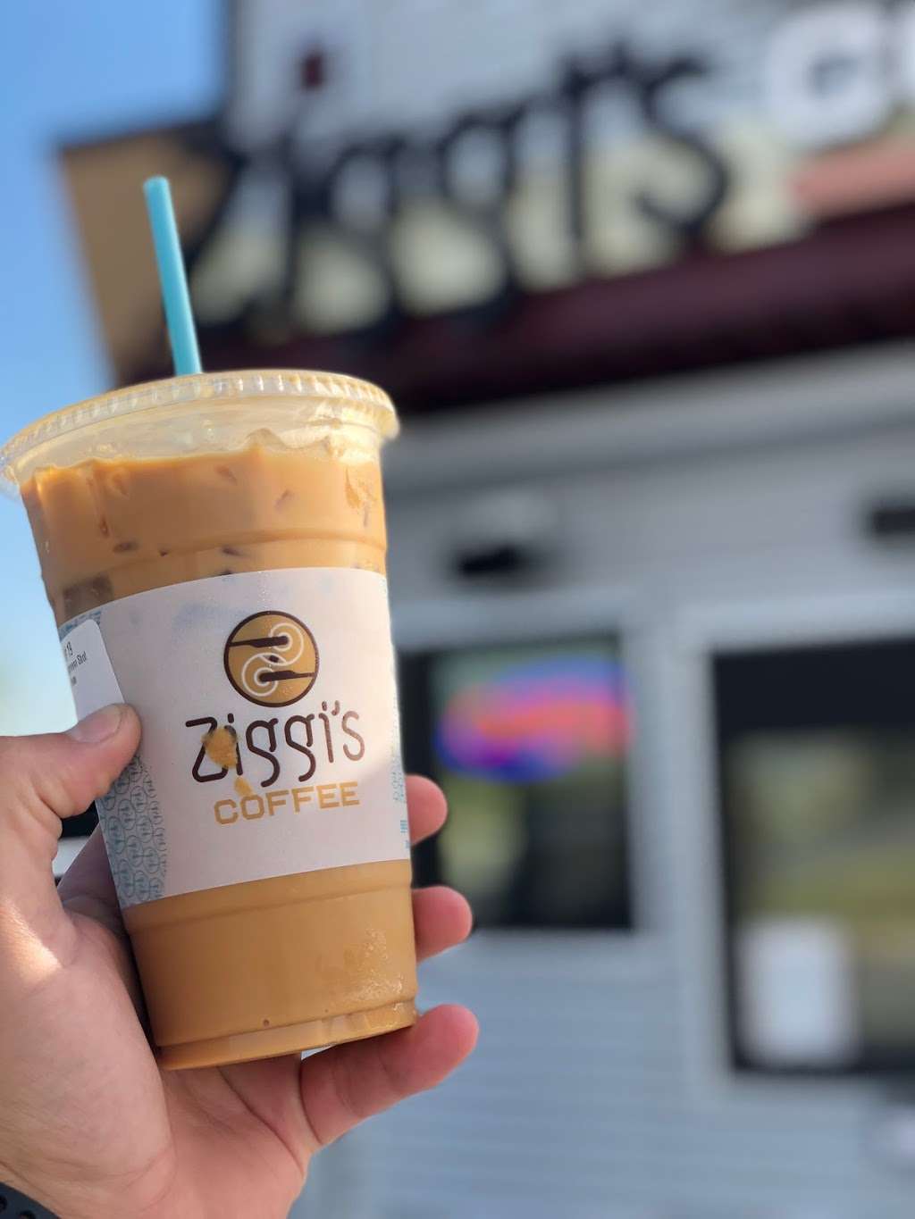 Ziggis Coffee | 21900 Interstate 76 Frontage Rd N, Hudson, CO 80642, United States | Phone: (720) 795-9920