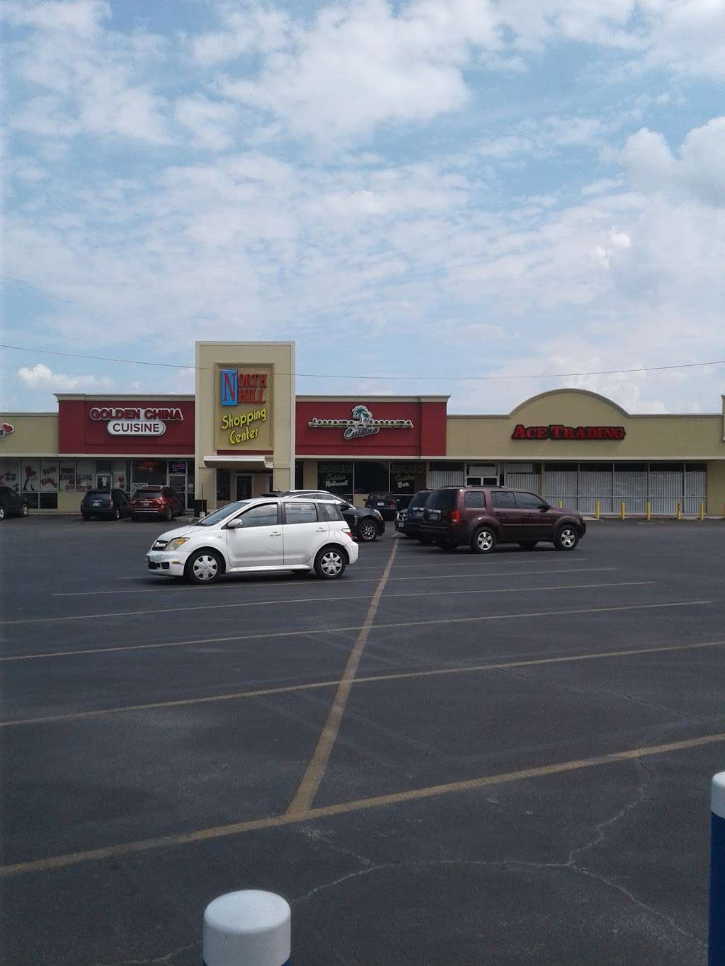 North Hills Shopping Center | 2034 Austin Hwy, San Antonio, TX 78218, USA