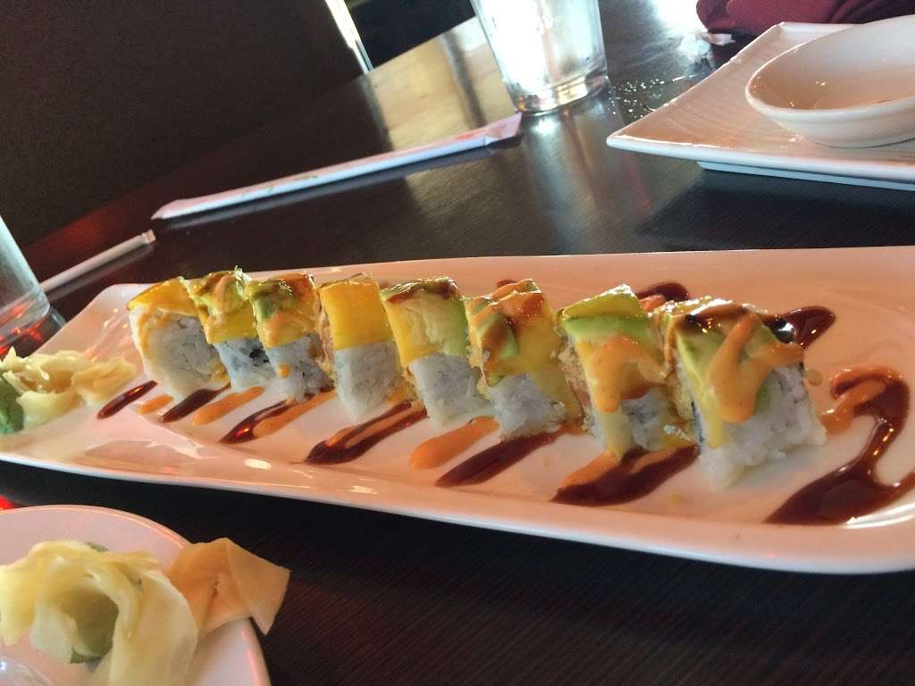 Akashi Sushi Fusion Cuisine | 2271 Northpark Dr, Kingwood, TX 77339, USA | Phone: (281) 358-8828