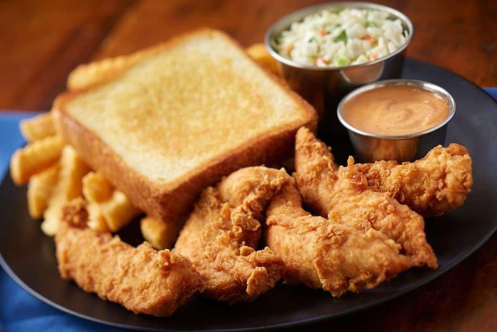 Zaxbys Chicken Fingers & Buffalo Wings | 3915 Concord Pkwy S, Concord, NC 28027, USA | Phone: (704) 721-0592