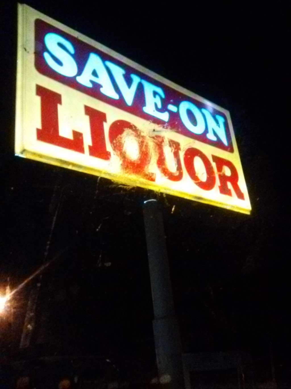 Save-On Liquor | 1912 Main St, Elwood, IN 46036, USA | Phone: (765) 557-0476