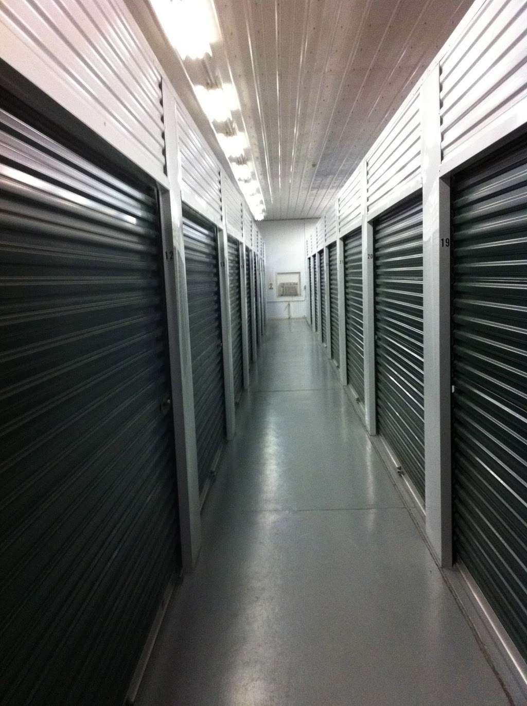 Harbor Country Storage | 19601 US-12, Grand Beach, MI 49117, USA | Phone: (269) 469-7556