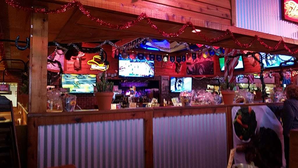 Texas Roadhouse | 318 Stroud Mall, Stroudsburg, PA 18360 | Phone: (570) 424-2467