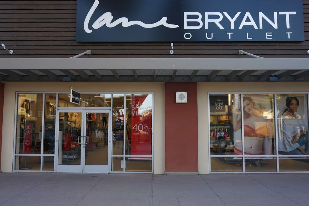 Lane Bryant Outlet | 4976 Premium Outlets Way #910, Chandler, AZ 85226, USA | Phone: (480) 426-7151