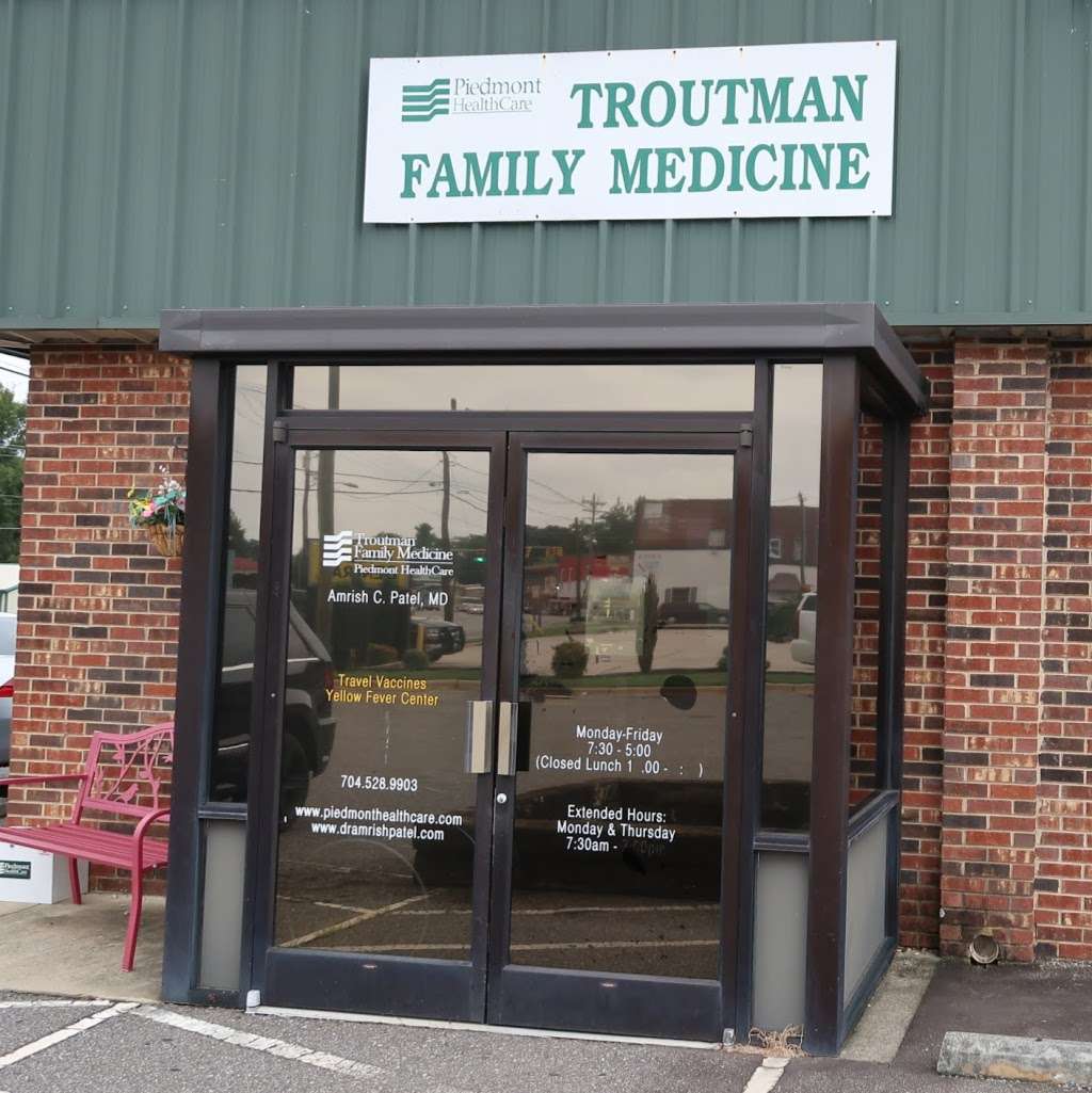 Piedmont HealthCare – Troutman Family Medicine | 154 S Main St, Troutman, NC 28166, USA | Phone: (704) 528-9903