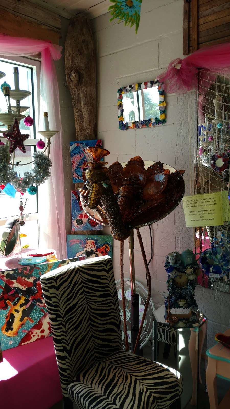 Gilded Matildas | 315 N Main St, Wildwood, FL 34785, USA | Phone: (352) 476-5531