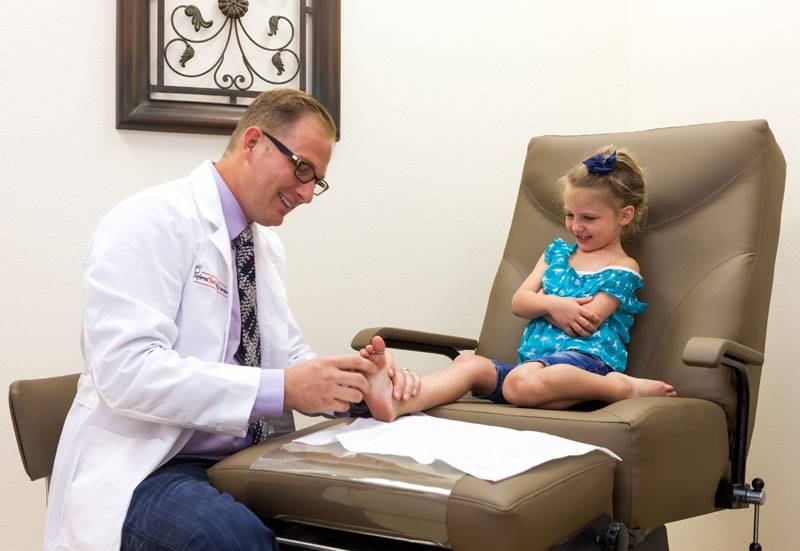 Pediatric Foot & Ankle | 633 E Ray Rd #128, Gilbert, AZ 85296, USA | Phone: (480) 534-7220