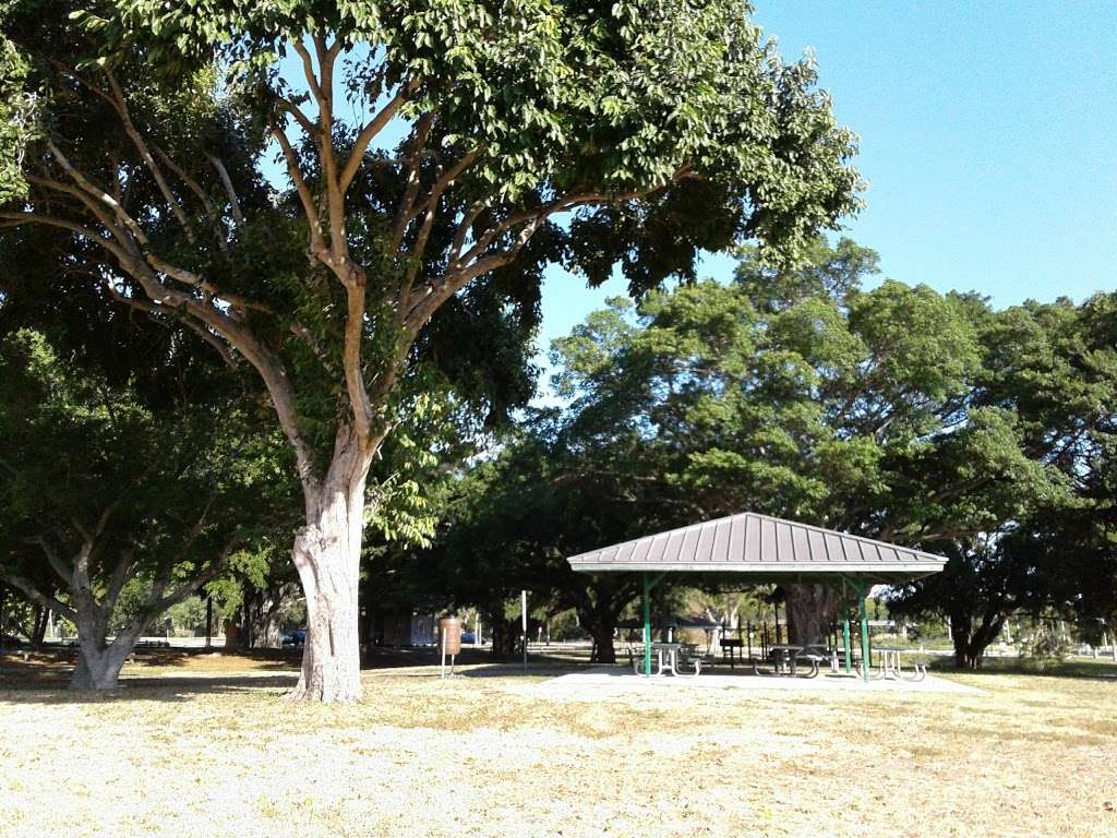 Dreher Dog Park | Dreher Trail S, West Palm Beach, FL 33405, USA