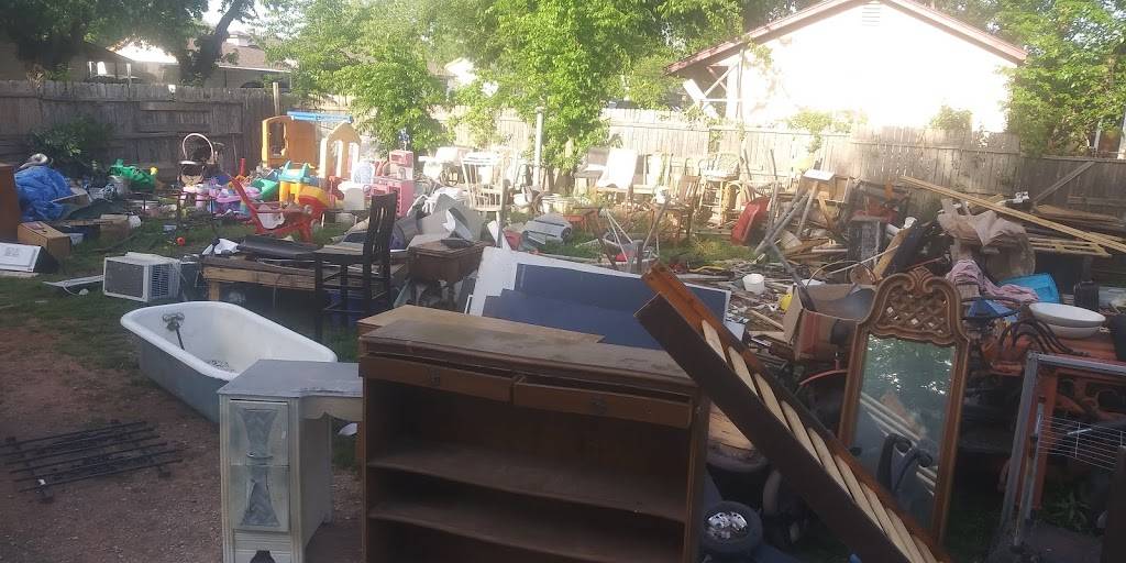 Charlies resale shop | 136 SW 55th St, Oklahoma City, OK 73109, USA | Phone: (405) 421-7566