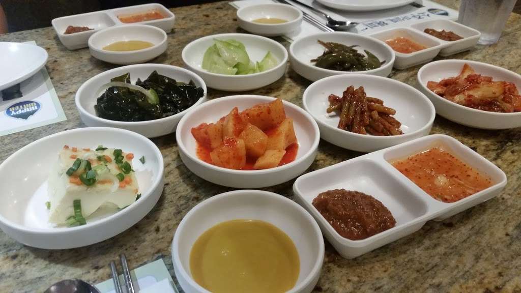 Dine Korean Restaurant | 5300 Beach Blvd, Buena Park, CA 90621, USA | Phone: (714) 522-1100