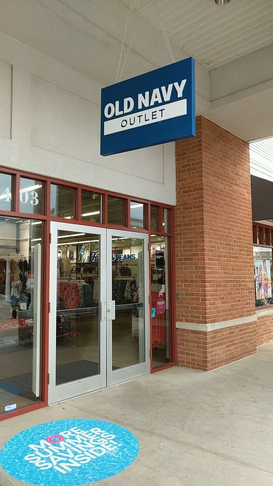 Old Navy | 241 Fort Evans Rd NE, Leesburg, VA 20176, USA | Phone: (703) 669-3301