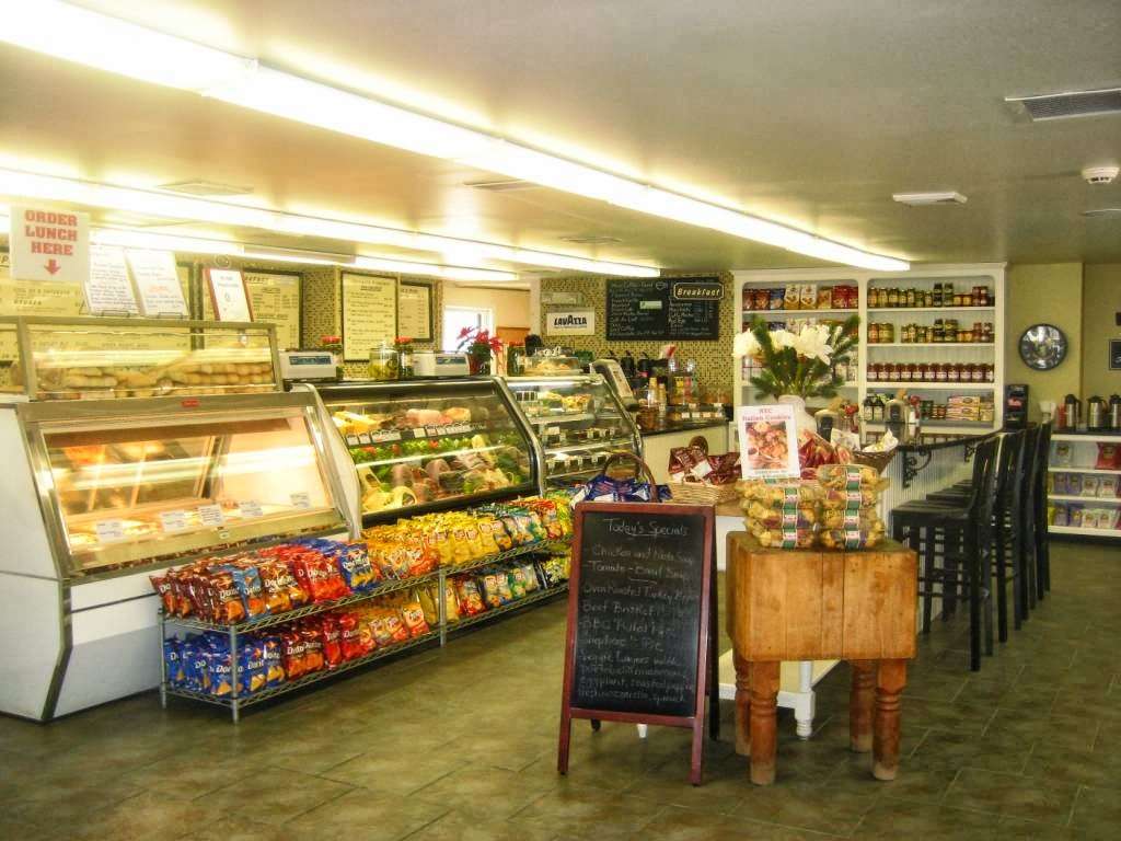 Woodbury Deli & Catering LLC | 428 Main St S, Woodbury, CT 06798, USA | Phone: (203) 263-5627