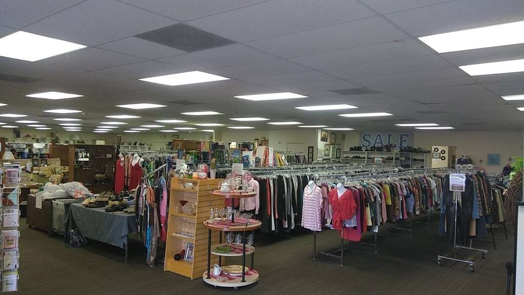 Tri City Churches Resale Shop | 425 Stafford Run Rd, Stafford, TX 77477 | Phone: (281) 499-8833