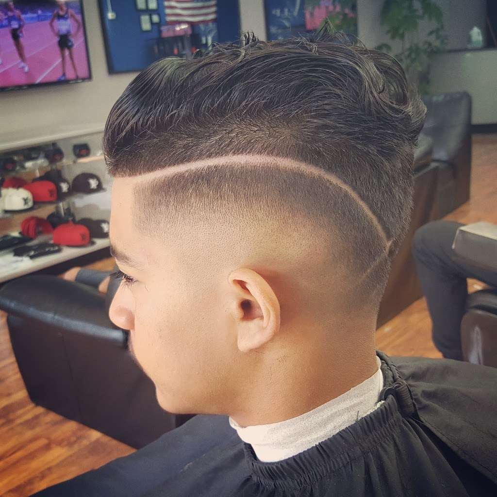 V.I.P Cuts | 422 Teaneck Rd, Ridgefield Park, NJ 07660 | Phone: (201) 853-9651