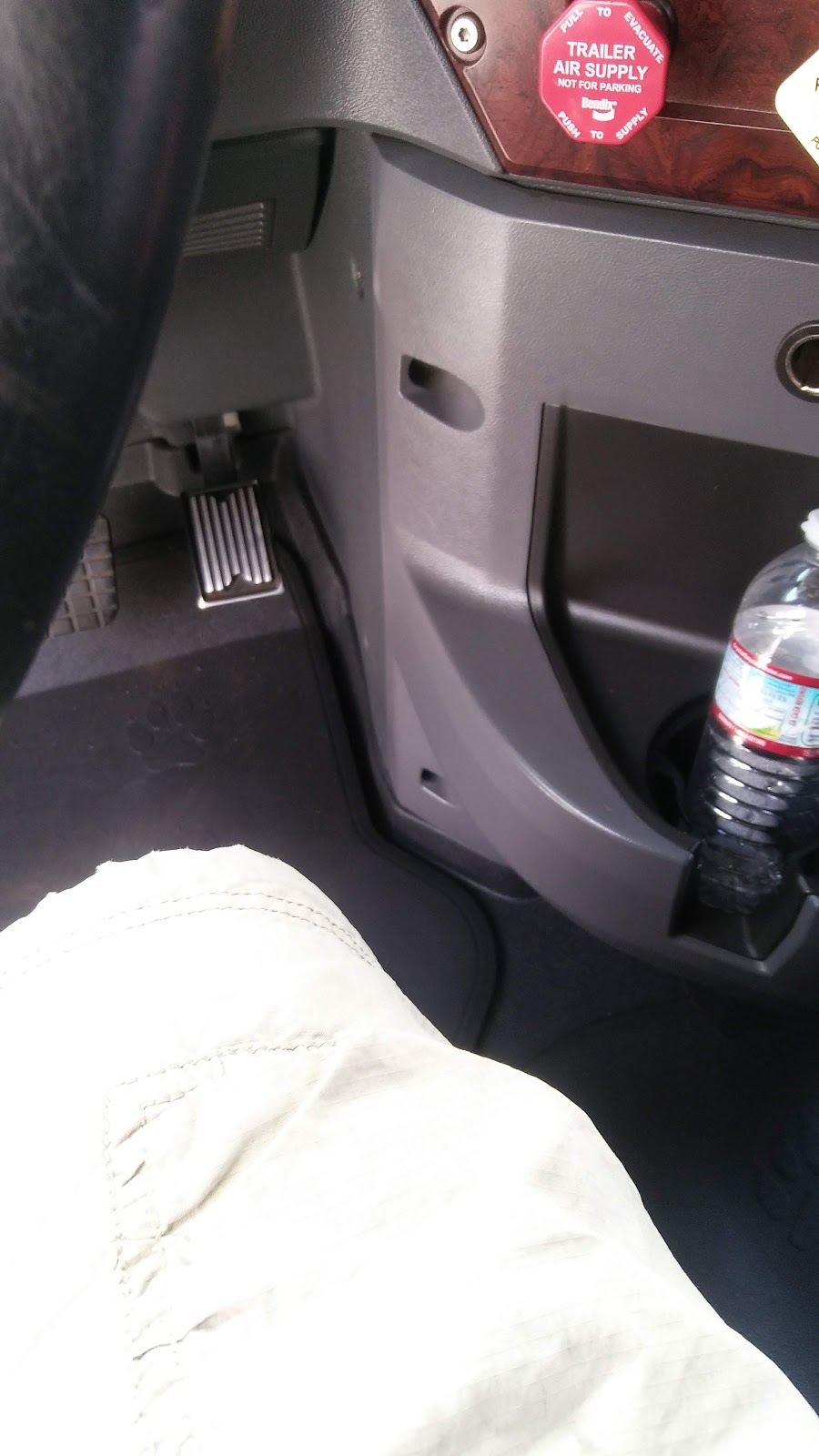 Arrow Truck Sales | 2201 W Buckeye Rd, Phoenix, AZ 85009, USA | Phone: (602) 256-7643