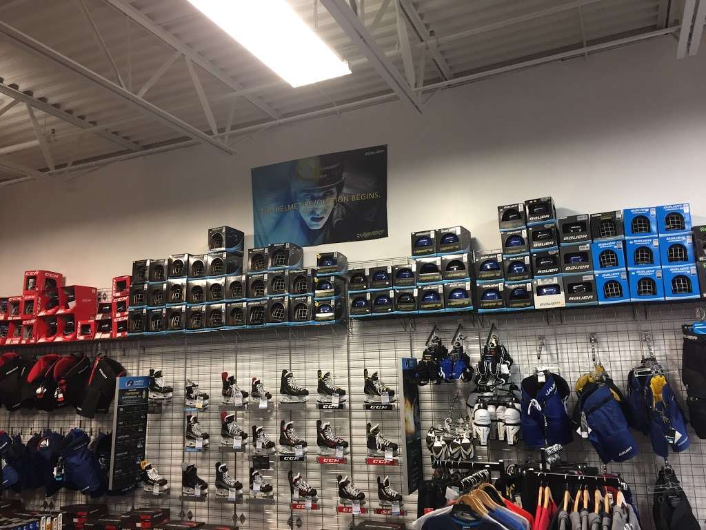 Jerrys Hockey | 9403, 801 Wesemann Dr, Dundee Township, IL 60118 | Phone: (847) 428-7825