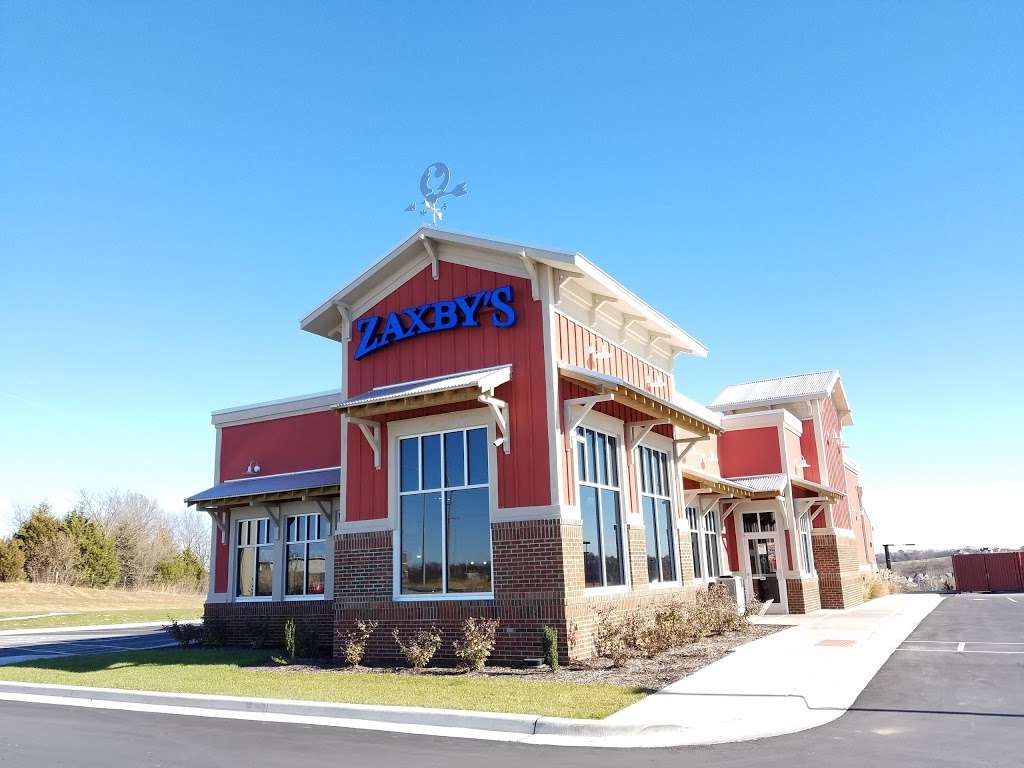 Zaxbys Chicken Fingers & Buffalo Wings | 322 Hawthorne Blvd, Warrensburg, MO 64093, USA | Phone: (660) 422-5631