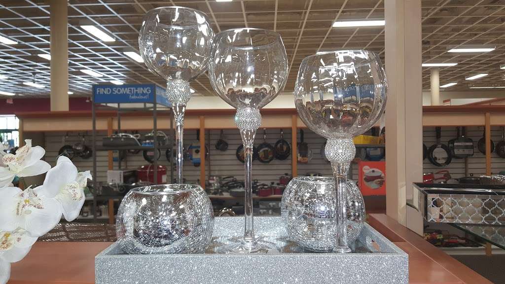 HomeGoods | 2618 Chapel Lake Dr, Crofton, MD 21054 | Phone: (410) 721-5691