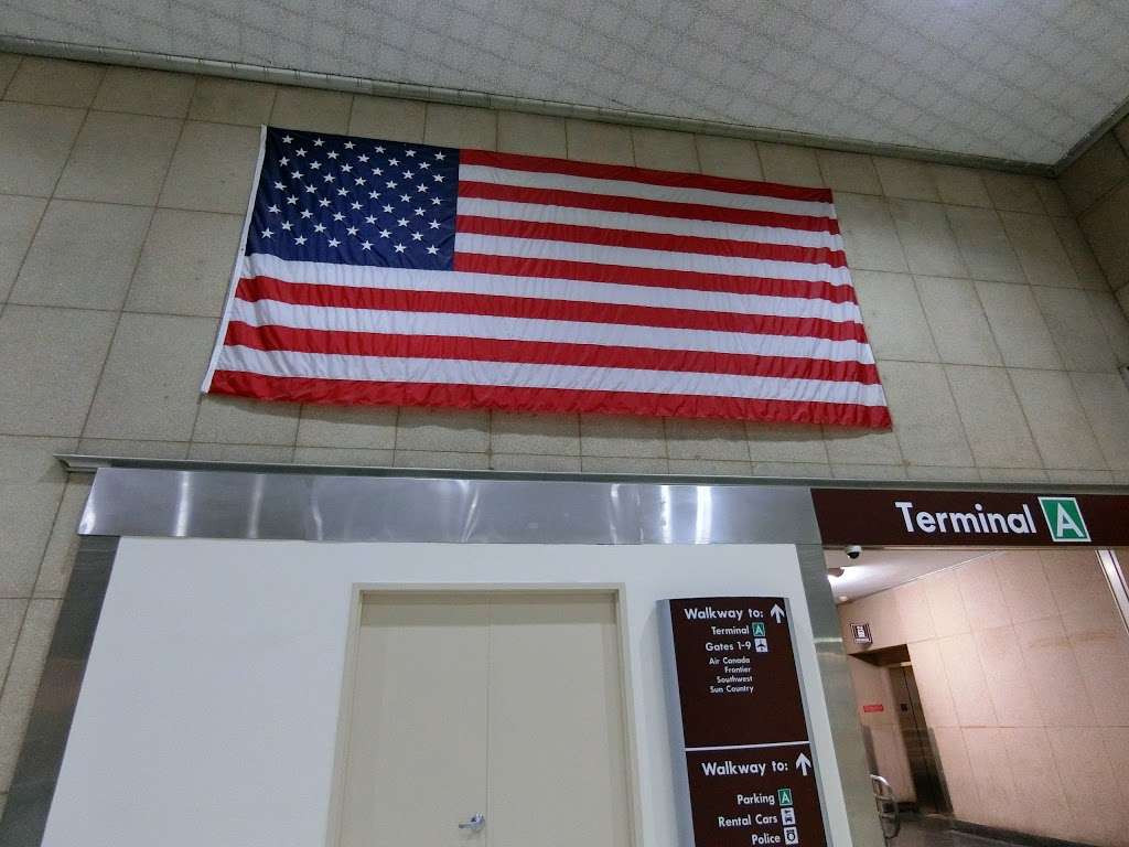 Ronald Reagan Washington National Airport | 2400 S Smith Blvd, Arlington, VA 22202, USA