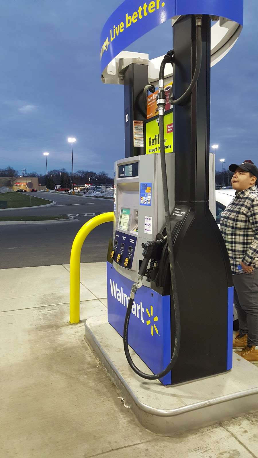 Walmart Fuel Station | 365 Lake Marian Rd, Carpentersville, IL 60110 | Phone: (847) 426-2800