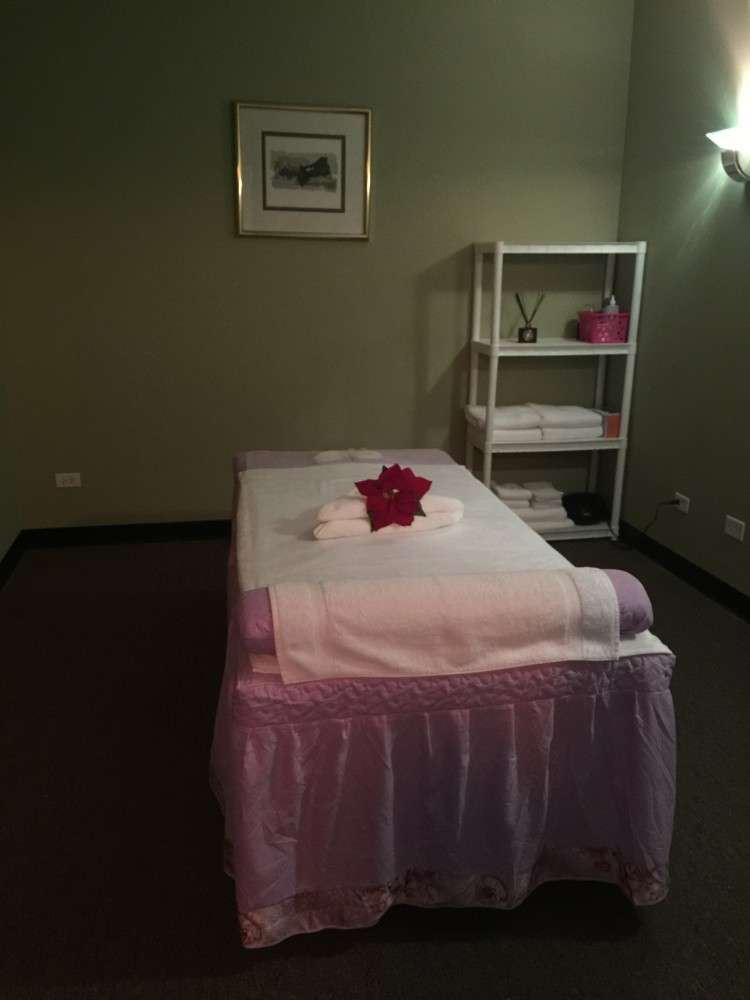 Moonlight Spa | 9955 W 151st St, Orland Park, IL 60462 | Phone: (708) 888-1999