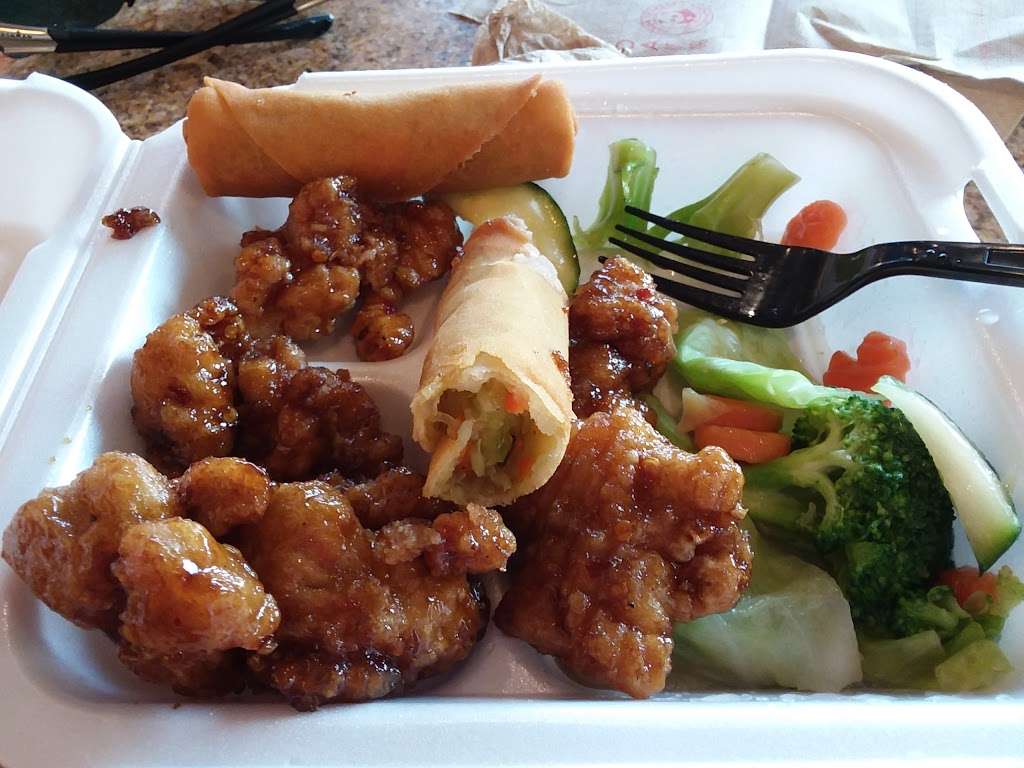 Panda Express | 8231 Foothill Blvd, Sunland-Tujunga, CA 91040, USA | Phone: (818) 352-8645