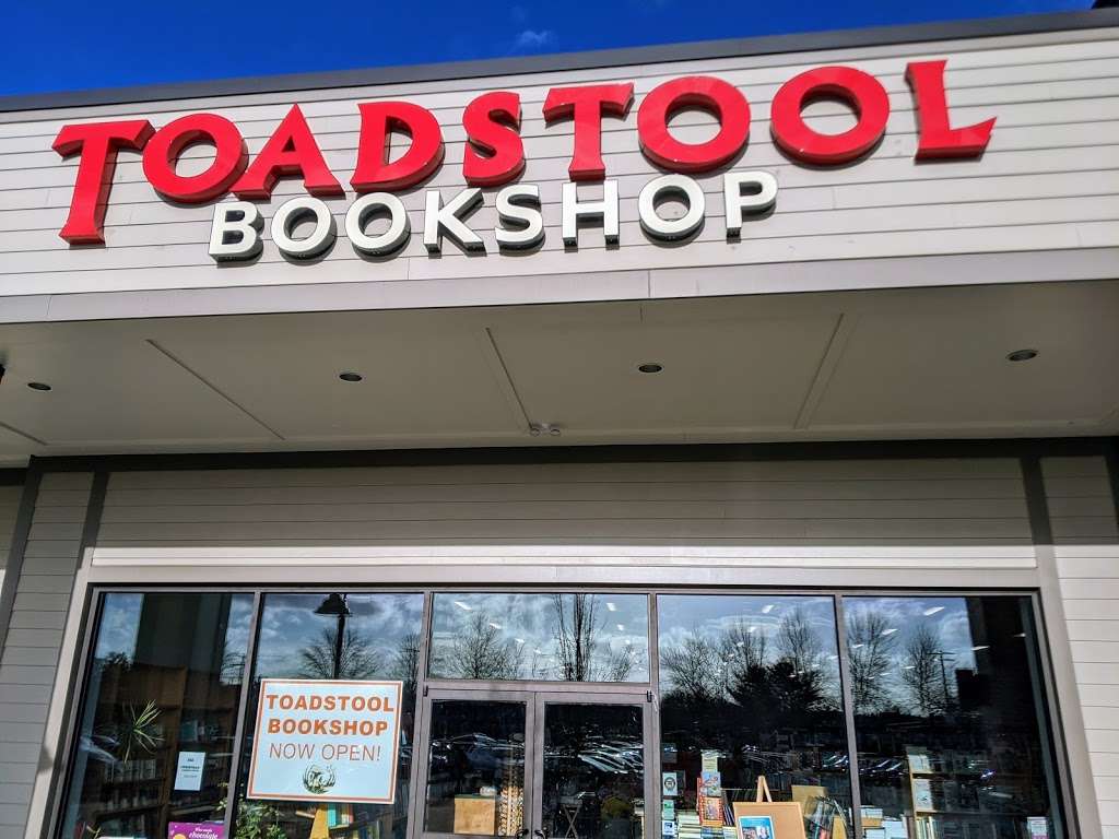 Toadstool Bookshop | Somerset Plaza, 375 Amherst St #101A, Nashua, NH 03063, USA | Phone: (603) 673-1734