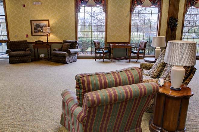 Chestnut Hill Senior Living | 5055 Thompson Rd, Columbus, OH 43230, USA | Phone: (614) 855-3700