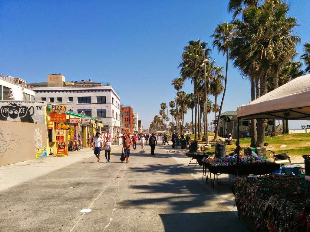 Venice Beach Art | 1009 Ocean Front Walk, Venice, CA 90291, USA | Phone: (310) 399-1838