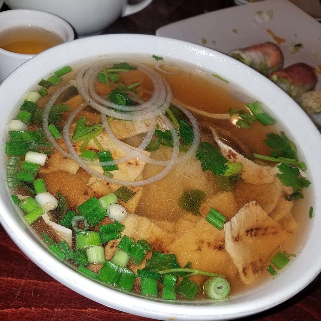 Pho Eden | 1900 Greentree Rd #7, Cherry Hill, NJ 08003, USA | Phone: (856) 424-0075