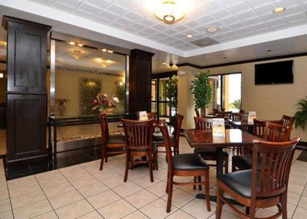 Comfort Inn Hwy. 290/NW | 7887 W Tidwell Rd, Houston, TX 77040, USA | Phone: (713) 690-1493