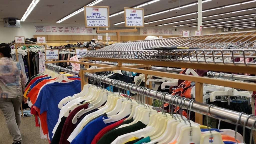 MyUnique Thrift | 698 Oak Tree Avenue #15, South Plainfield, NJ 07080, USA | Phone: (908) 822-1600