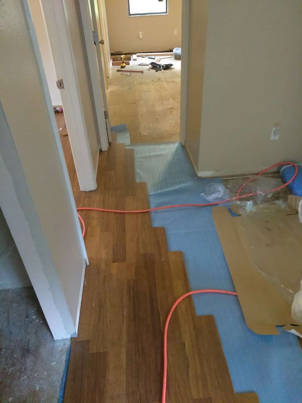 R & B Carpets & Flooring, Inc. | 6214 Douglas Ave, Racine, WI 53402, USA | Phone: (262) 681-1886