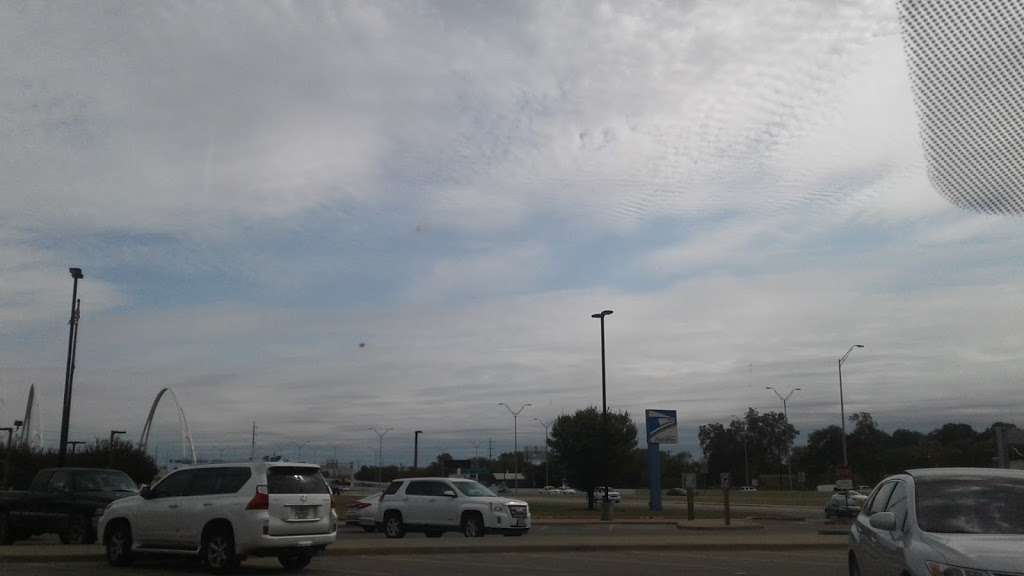 United States Postal Service | 401 Tom Landry Fwy, Dallas, TX 75208, USA | Phone: (800) 275-8777