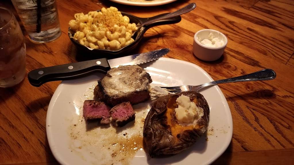 Outback Steakhouse | 2219 W Interstate 240 Service Rd, Oklahoma City, OK 73159, USA | Phone: (405) 686-0918