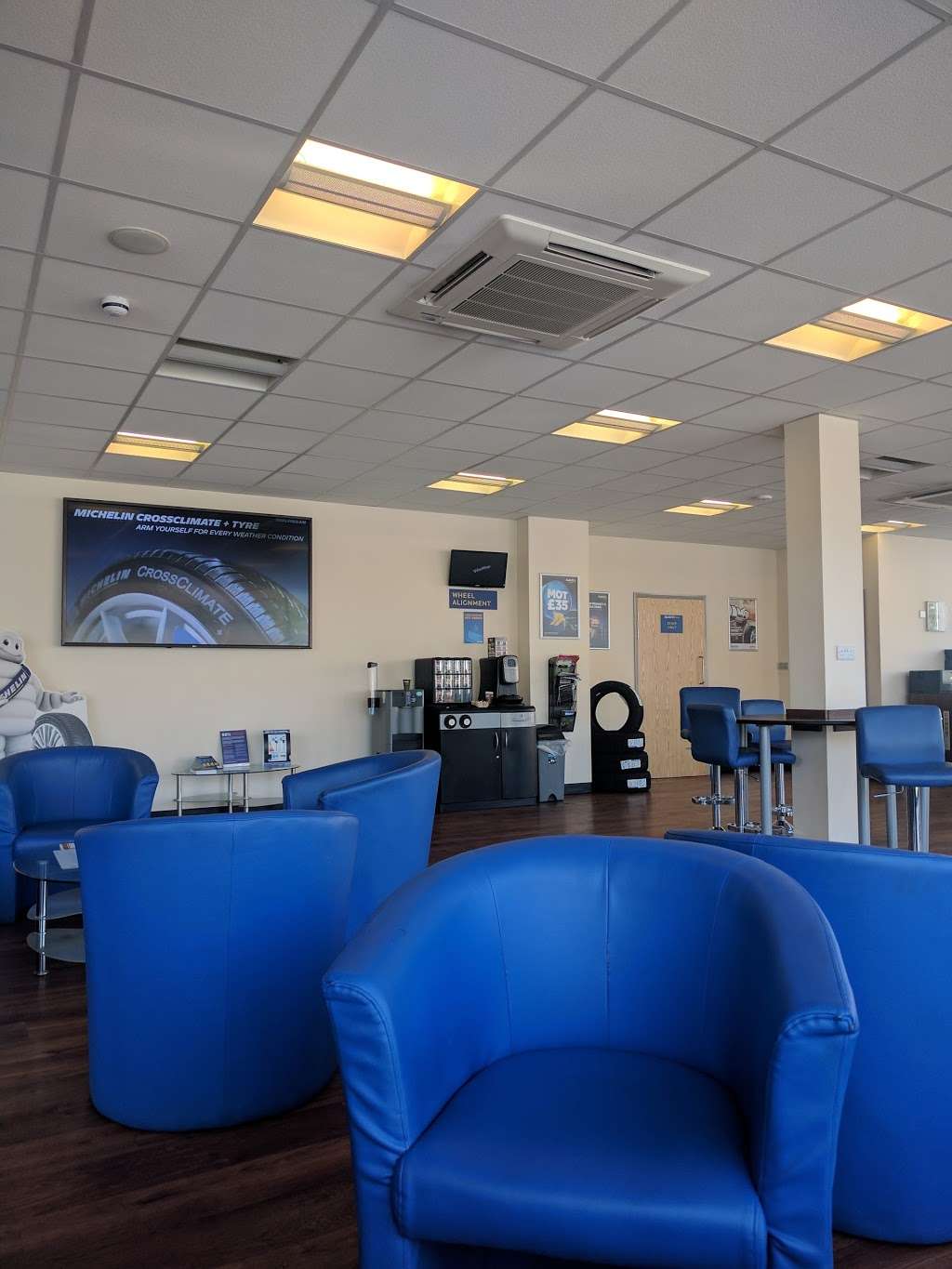 Kwik Fit Plus Brentwood | 134 London Rd, Brentwood CM14 4NS, UK | Phone: 01277 227602