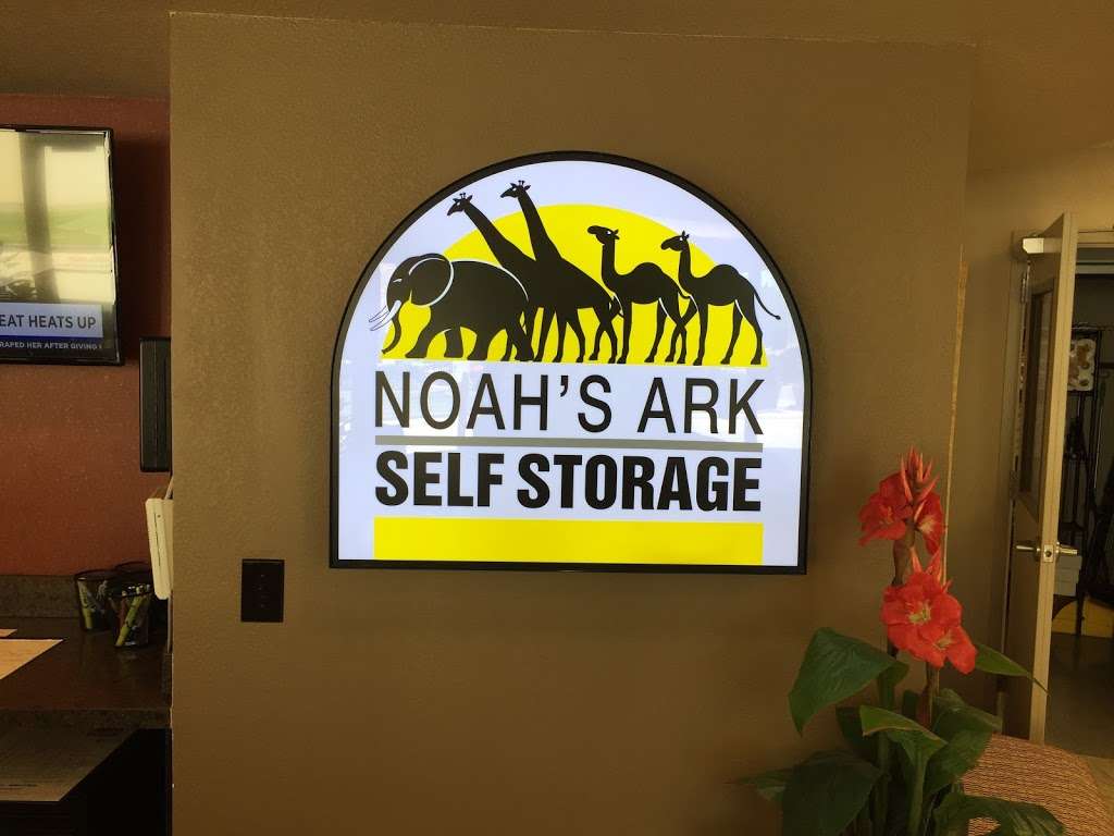 Noahs Ark Self Storage | 19130 Stone Oak Pkwy, San Antonio, TX 78258, USA | Phone: (210) 767-3138