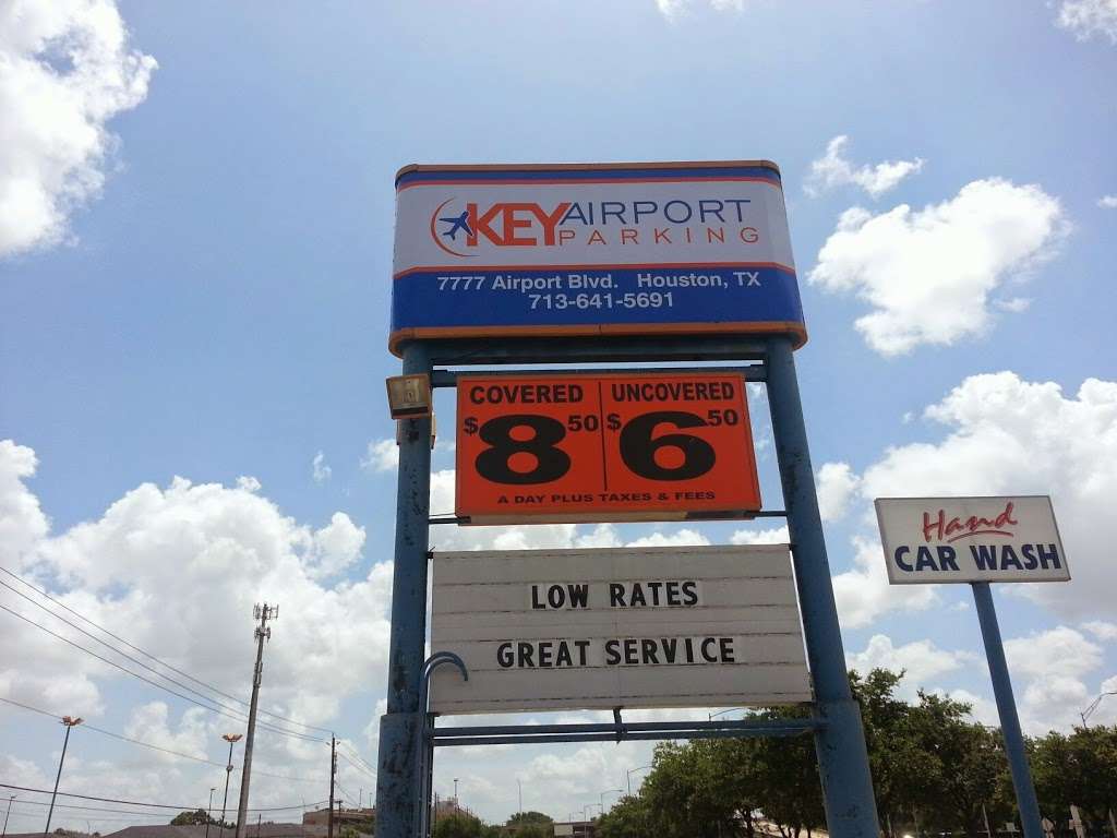Key Airport Parking | 7777 Airport Blvd, Houston, TX 77061, USA | Phone: (713) 636-5256