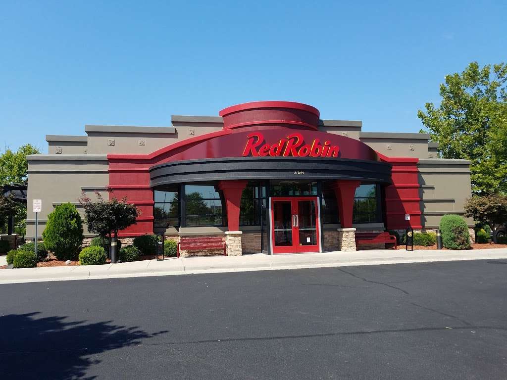 Red Robin Gourmet Burgers and Brews | 21045 Dulles Town Cir, Sterling, VA 20166, USA | Phone: (703) 421-0038