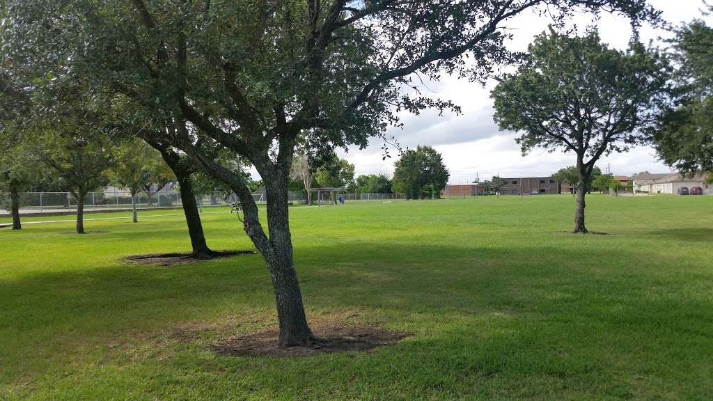 Allenbrook Park | 4111 Allenbrook Dr, Baytown, TX 77521, USA | Phone: (281) 420-6597