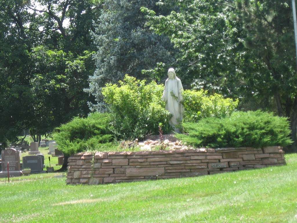 Green Mountain Cemetery | 290 20th St, Boulder, CO 80302, USA | Phone: (303) 444-5695