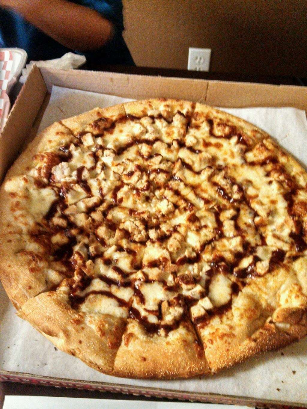 Cross Eyed Cow Pizza | 19242 National Trails Hwy, Oro Grande, CA 92368, USA | Phone: (760) 241-1987